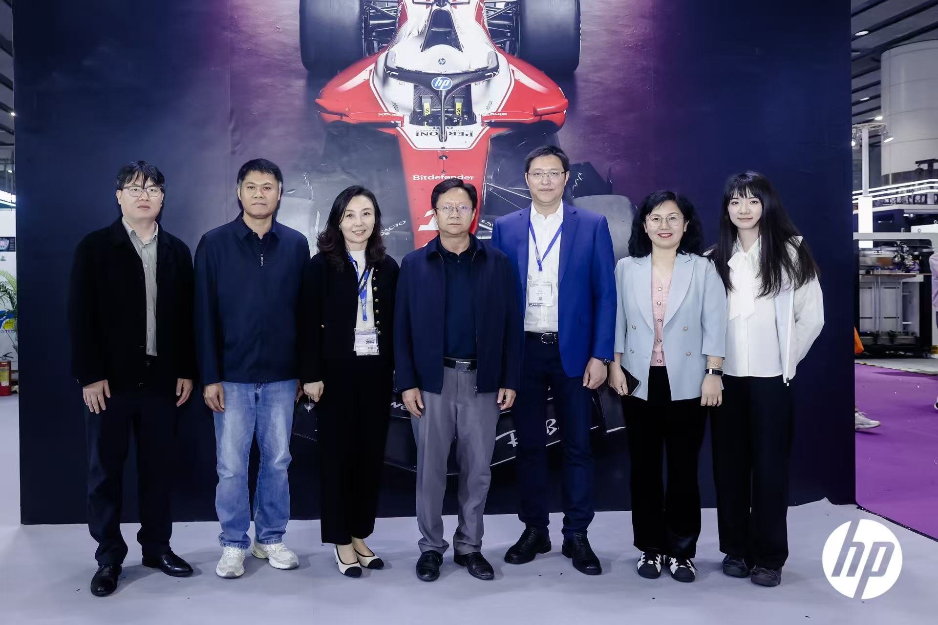 1773641174343780.jpg 1、领导-惠普.jpg